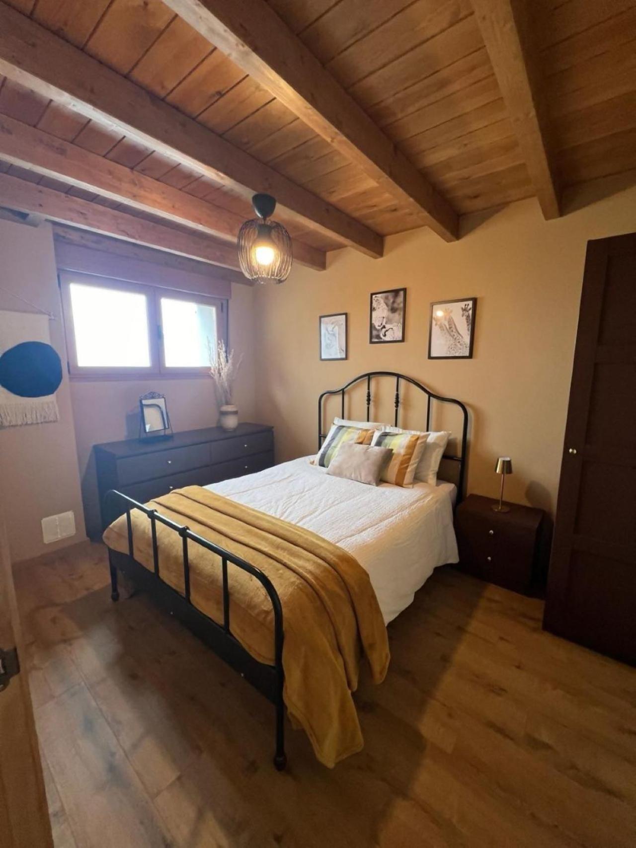 Casa Moises En Bimenes Villa Dış mekan fotoğraf